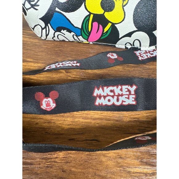Small (6x4) Disney Crossbody Purse Minnie Goofy Mickey - Picture 2 of 5